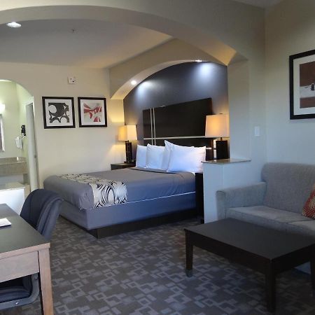 Regency Inn & Suites - Baytown Εξωτερικό φωτογραφία