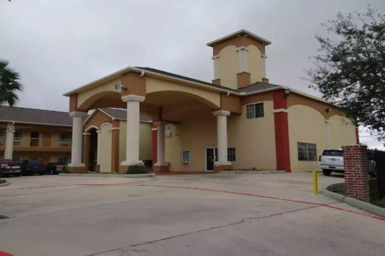 Regency Inn & Suites - Baytown Εξωτερικό φωτογραφία