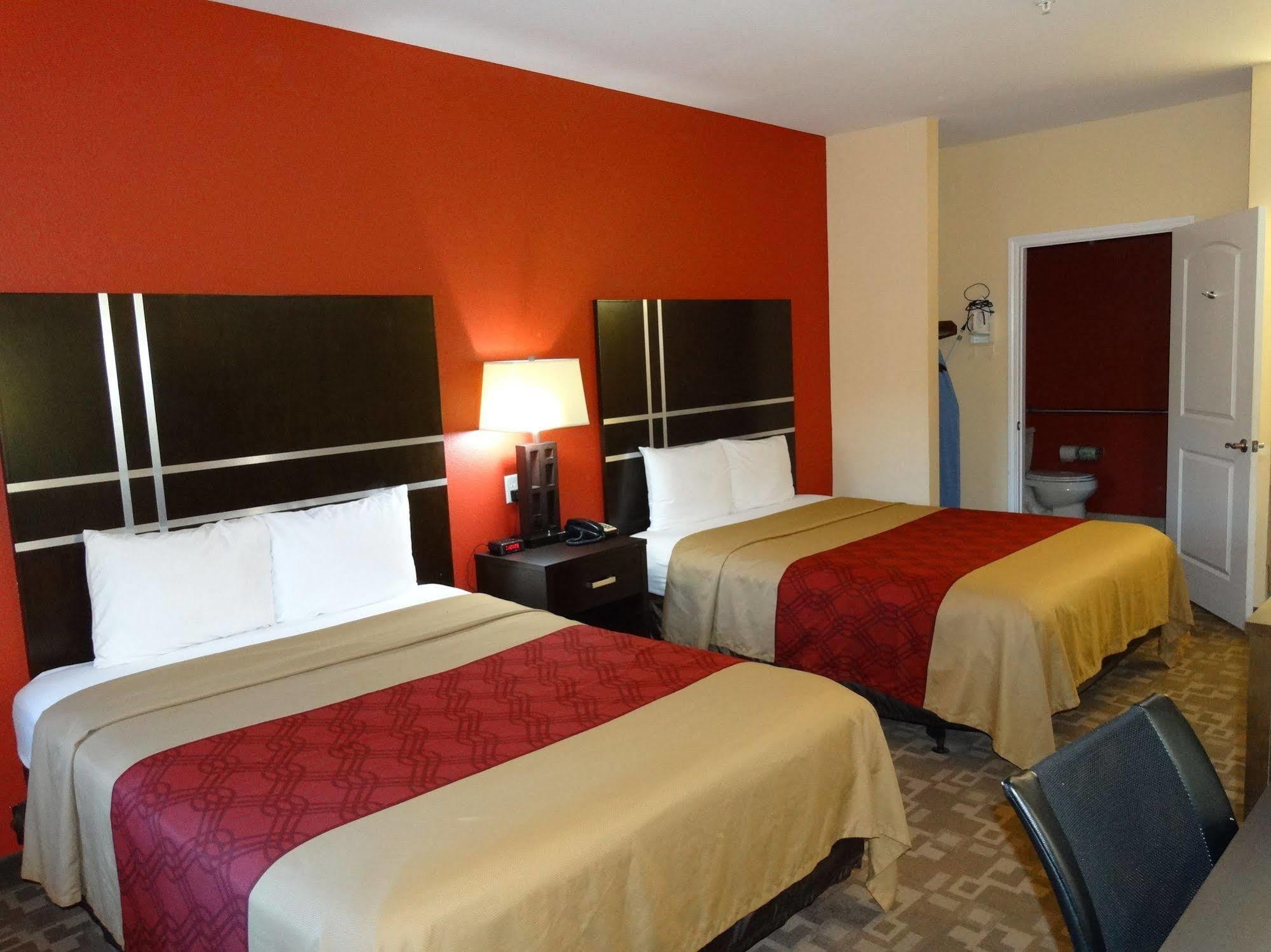 Regency Inn & Suites - Baytown Εξωτερικό φωτογραφία