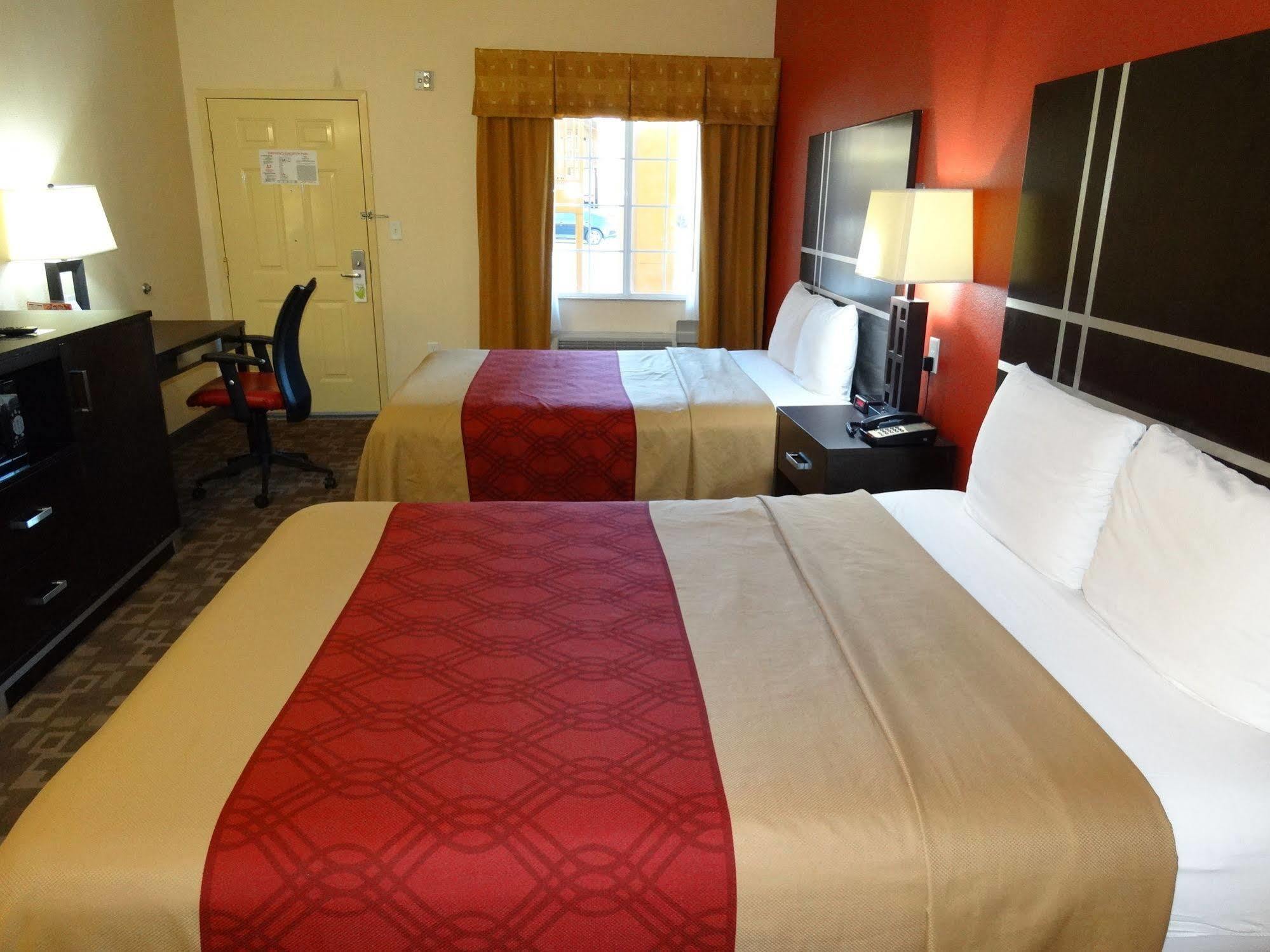 Regency Inn & Suites - Baytown Εξωτερικό φωτογραφία